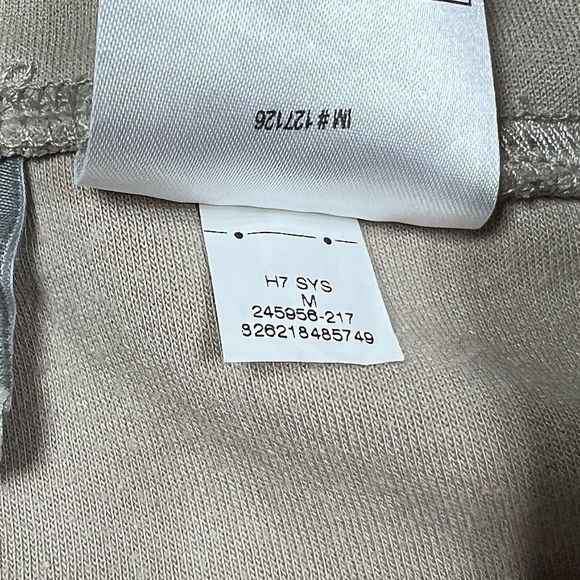 Vintage Nike Pants Women’s Size Medium Beige Cropped Capri Casual Swoosh Pull On - Picture 13 of 15